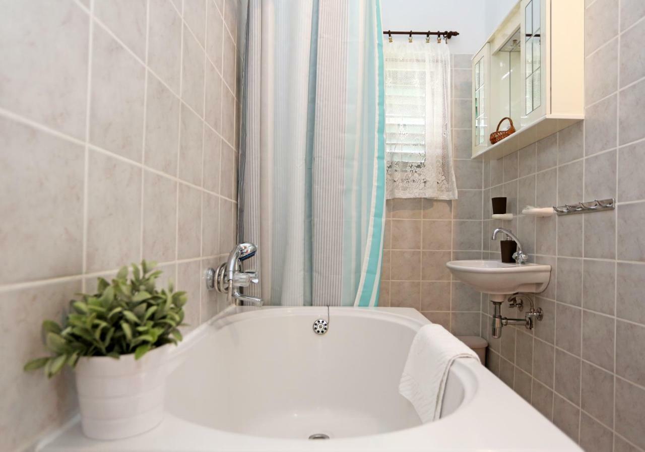 Apartments Tona Жаборич Экстерьер фото